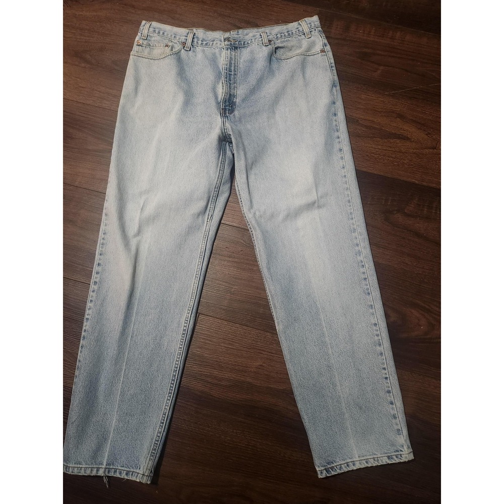 Levi's 550 Jeans Mens 42x32 Blue Light Wash Relaxed Fit‎ Tapered Denim Pants